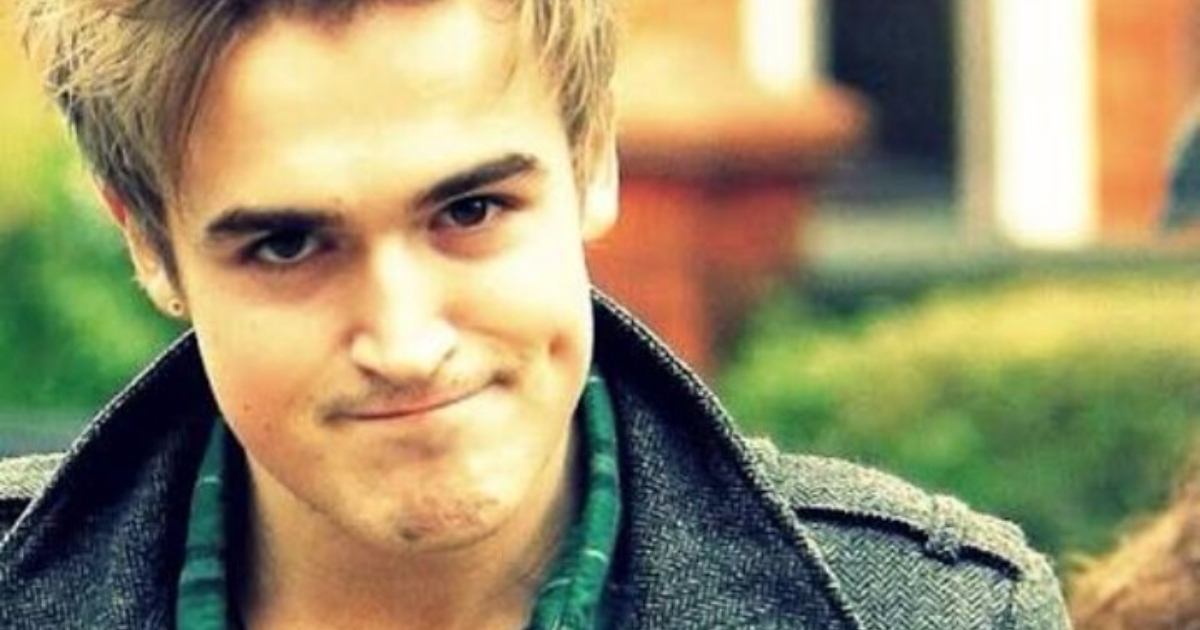 Why guys with dimples are charming?? Kevera